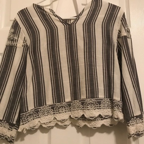 Striped top - Picture 2 of 2